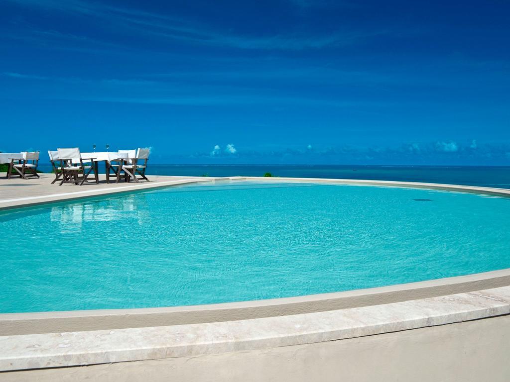 Hotel Hamahigashima Resort Uruma Esterno foto