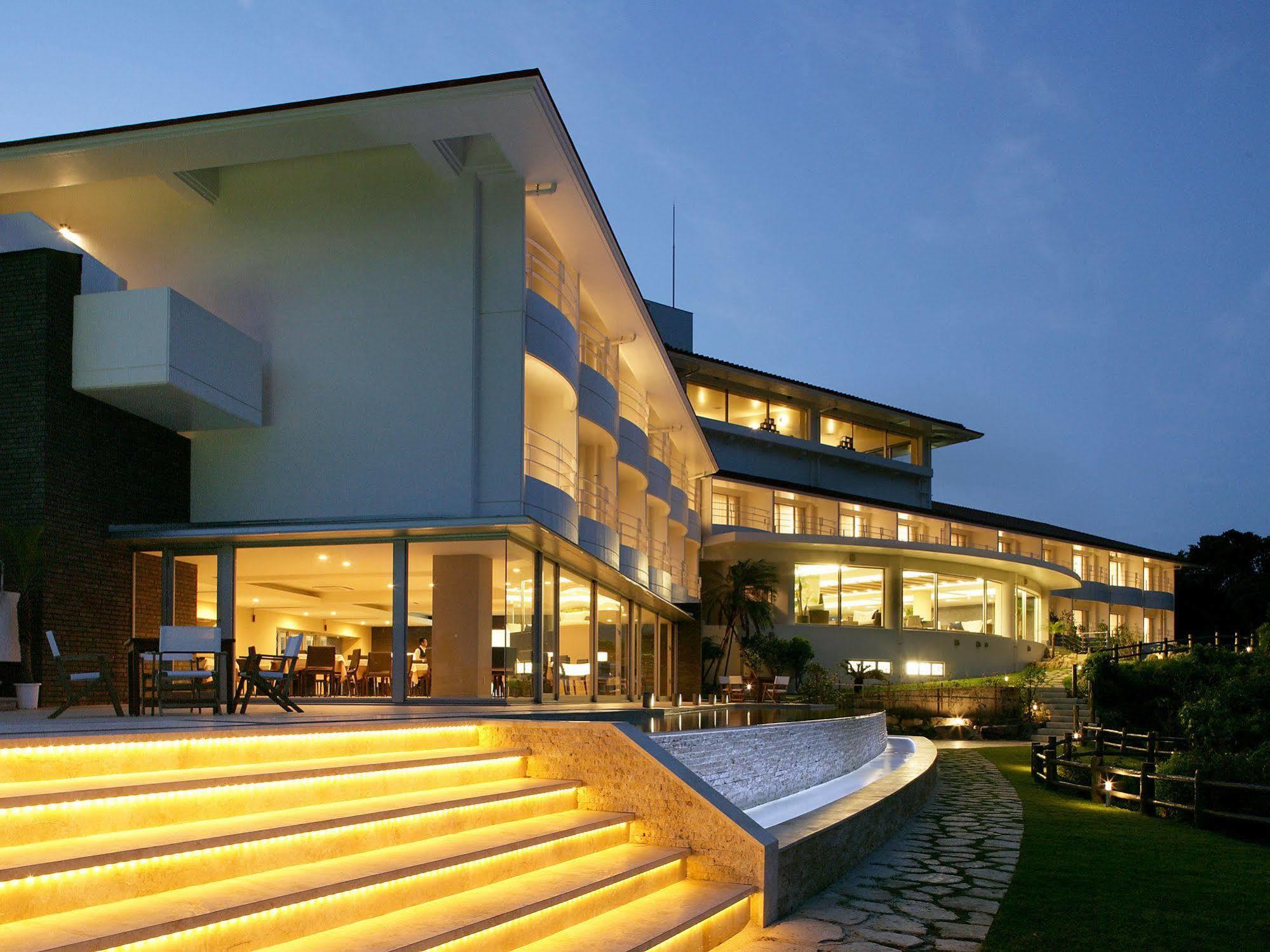 Hotel Hamahigashima Resort Uruma Esterno foto