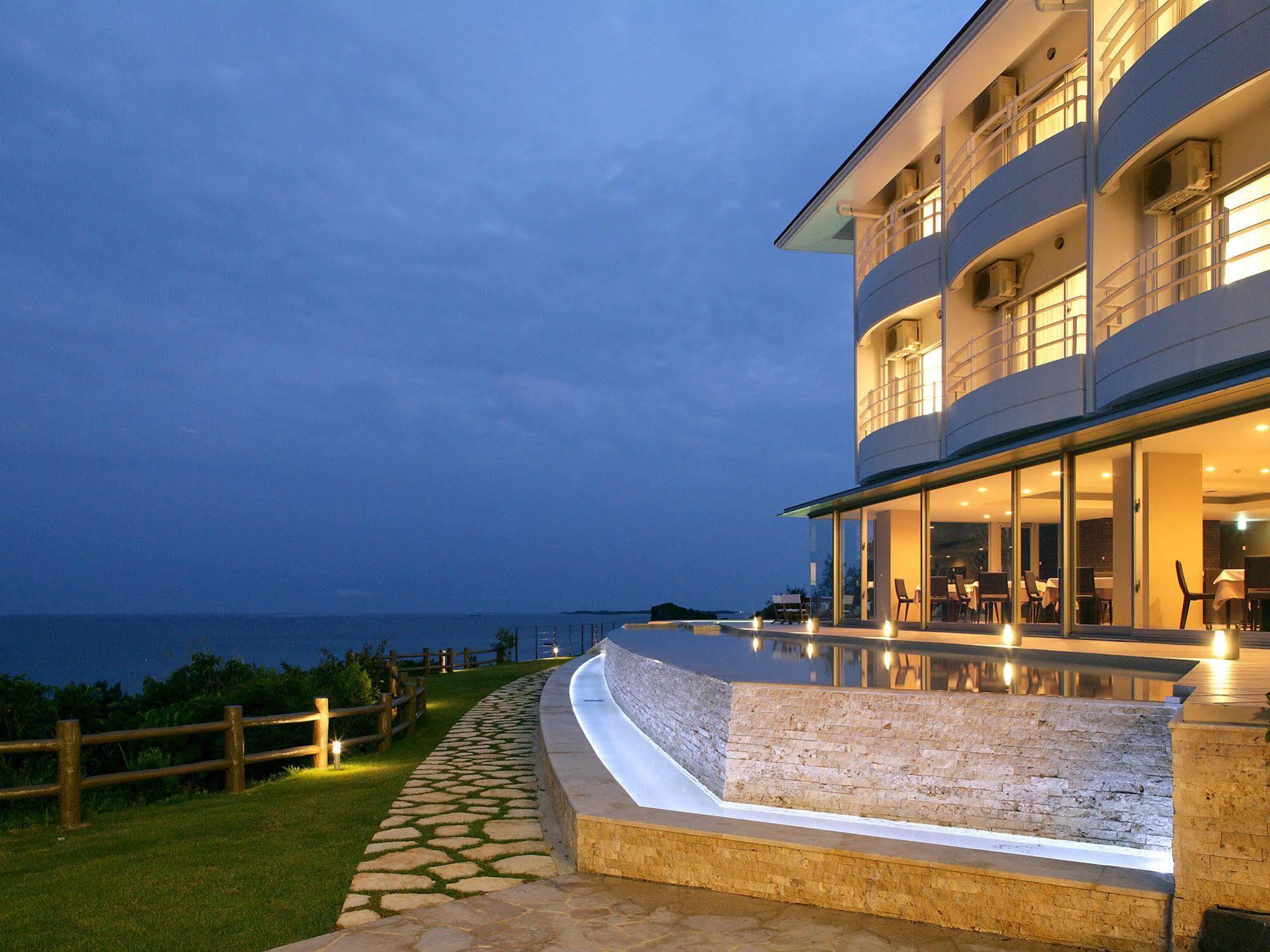Hotel Hamahigashima Resort Uruma Esterno foto